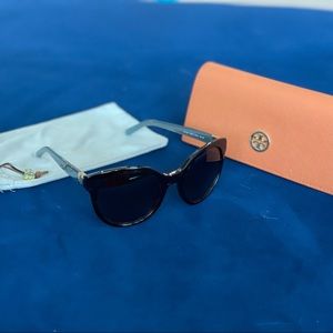 Tory Burch TY7079 Sunglasses